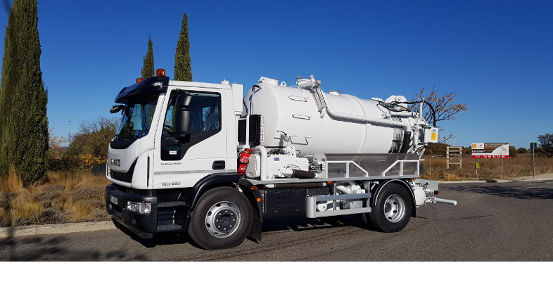 Camion plus écolo de Charouleau Assainissement Ariège Sud Toulouse